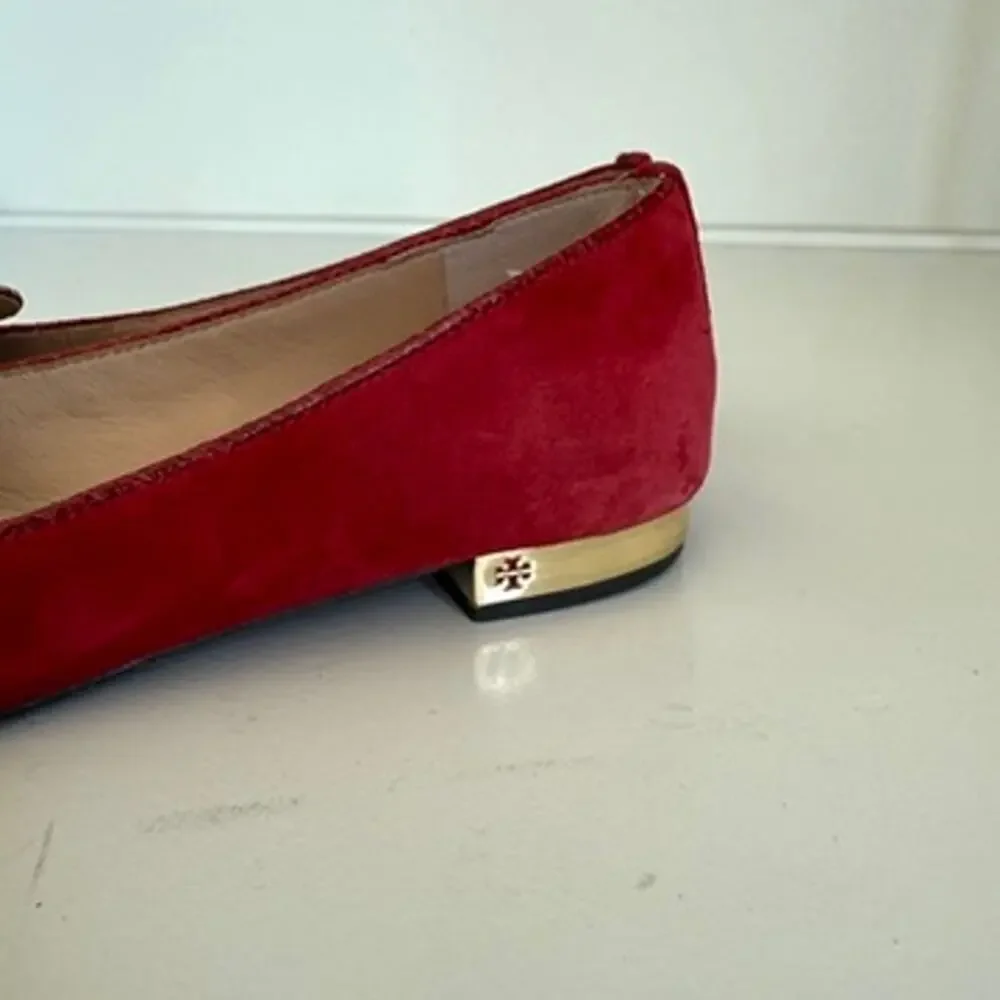 Tory Burch Pointed Toe Flats Raspberry Suede Gold Heel Logo Balletcore 6.5M‎